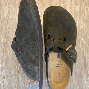 Birkenstock clogs like new, only worn twice.
